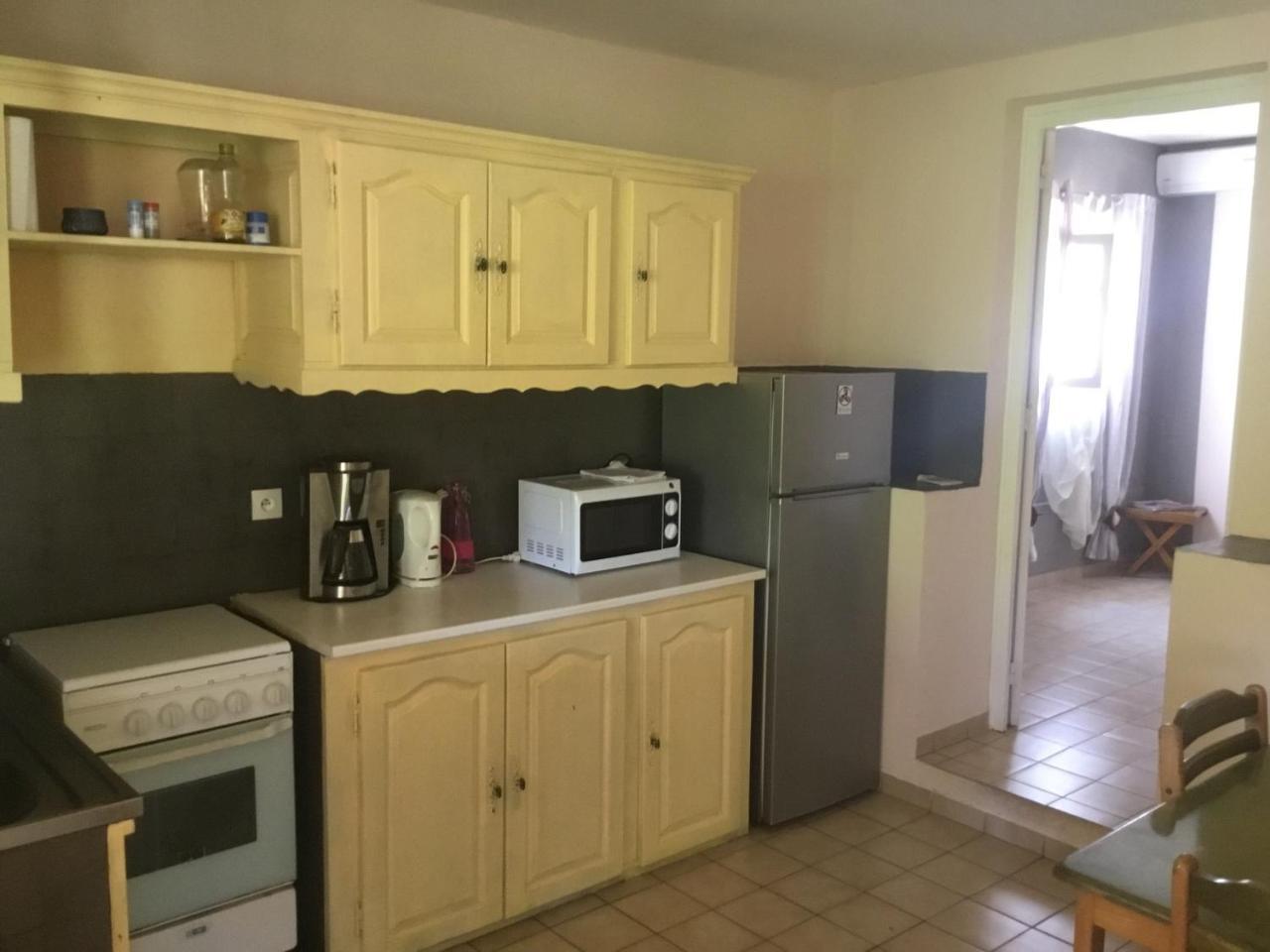 Matilona Bed & Breakfast Сент-Роуз Екстериор снимка